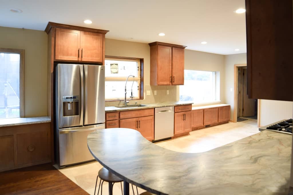 Traditional Kitchen Kitchen Remodel by Cheesehead Construction — Project 1 project photo