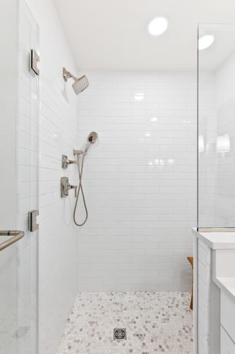 Remodeler-Waukesha-Cheesehead-Construction-bathroom-0017